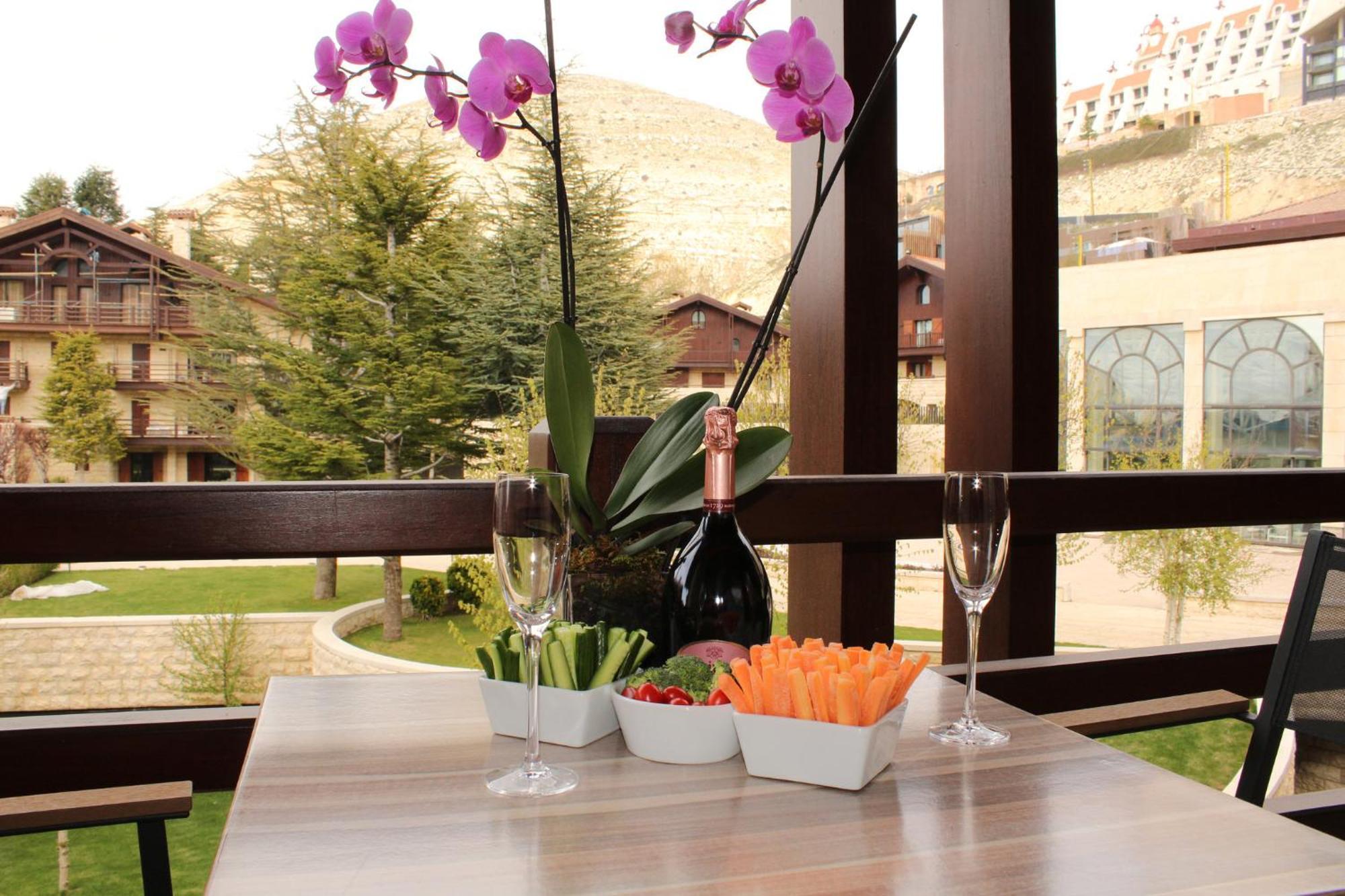 Intercontinental Mzaar Lebanon Mountain Resort & Spa By Ihg Mzaar Kfardebian Екстериор снимка