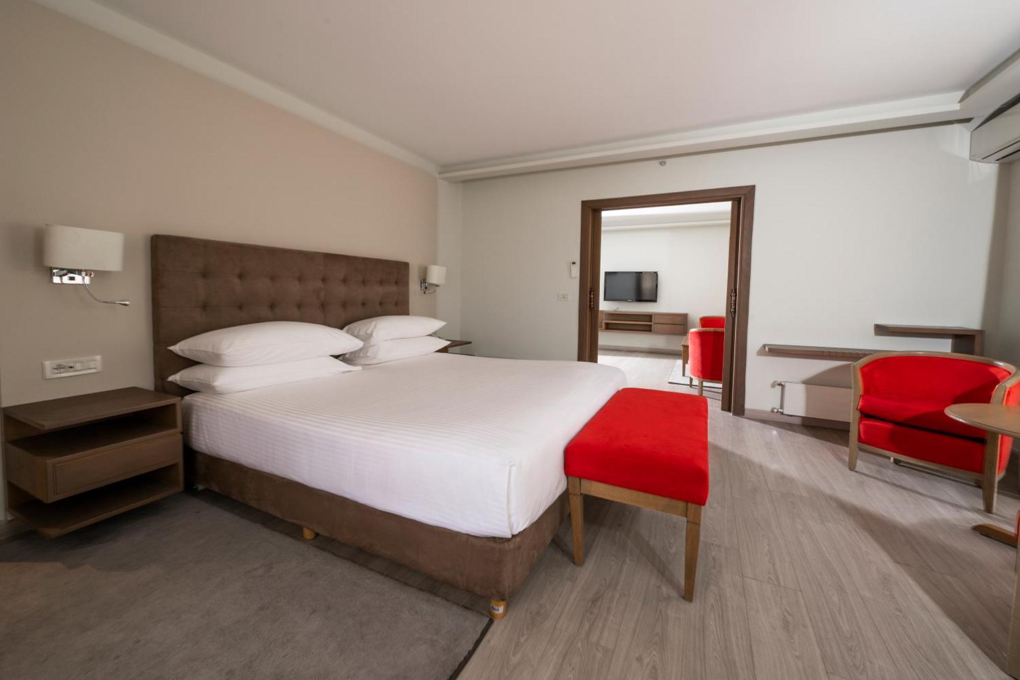 Intercontinental Mzaar Lebanon Mountain Resort & Spa By Ihg Mzaar Kfardebian Екстериор снимка