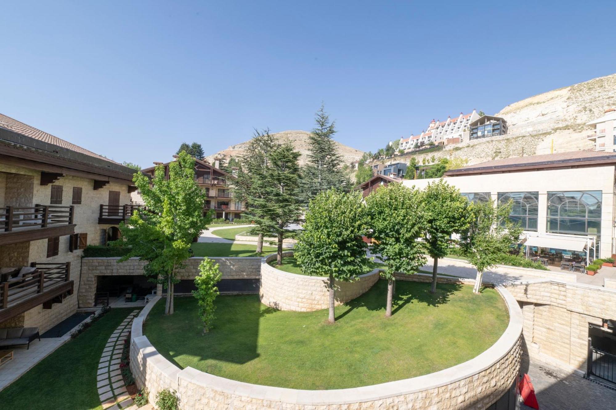 Intercontinental Mzaar Lebanon Mountain Resort & Spa By Ihg Mzaar Kfardebian Екстериор снимка